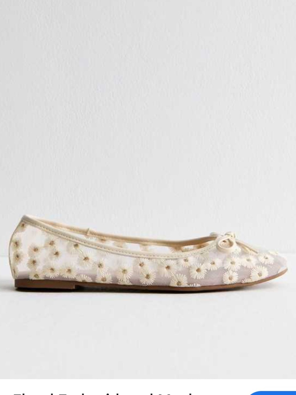 NWT!! Olivia & Kate Embroidered Daisy Ballet Flat - Cream